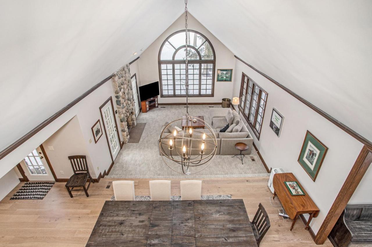 Point O' Woods Villa เบนตันฮาร์เบอร์ ภายนอก รูปภาพ